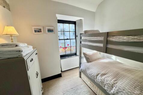 PHOTO-2025-10-11-10-18-39 (9).jpg