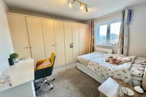 PHOTO-2025-10-11-09-46-07 (4).jpg