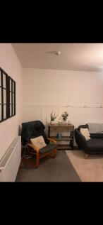 Flat 2_Living Room.jpg