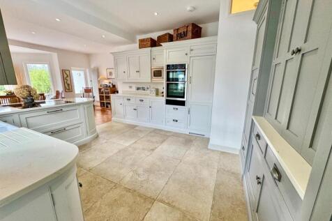 PHOTO-2025-10-22-13-58-45 (4).jpg