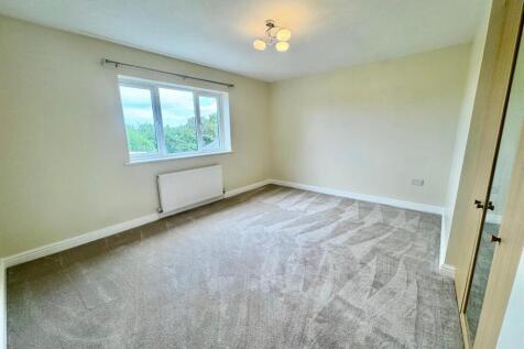 PHOTO-2025-08-15-15-44-57 (8).jpg