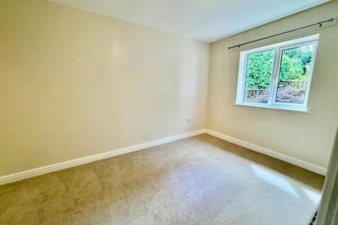 PHOTO-2025-08-15-15-44-57 (13).jpg