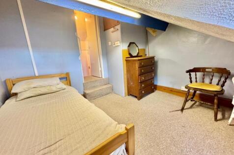 PHOTO-2025-09-17-22-25-34 (9).jpg