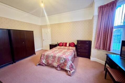 PHOTO-2025-11-05-12-11-23 (5).jpg