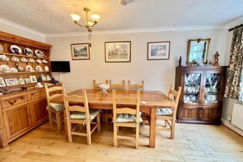 PHOTO-2025-11-12-07-38-31 (13).jpg