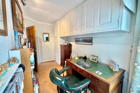 PHOTO-2025-11-12-07-38-31 (4).jpg