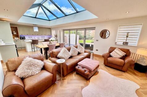 PHOTO-2025-11-19-12-52-57 (7) - Copy.jpg