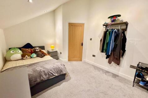 PHOTO-2025-11-17-21-38-55 (7) - Copy.jpg