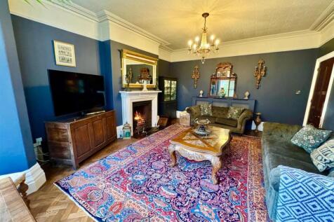 PHOTO-2025-11-19-17-59-55 (10).jpg