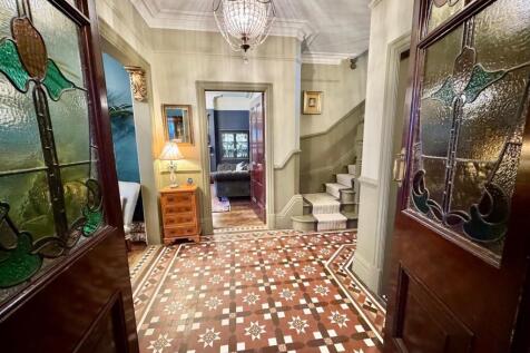 PHOTO-2025-11-19-17-59-55 (23).jpg