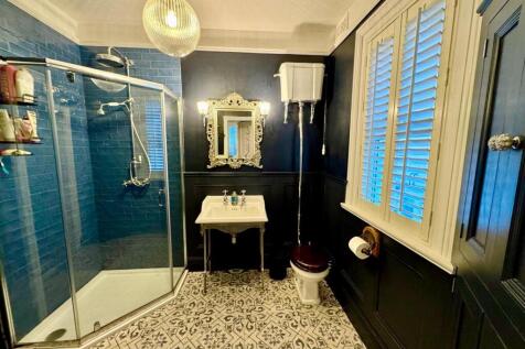 PHOTO-2025-11-19-17-59-55 (27).jpg