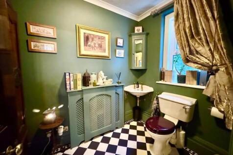 PHOTO-2025-11-19-17-59-55 (6).jpg