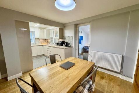 PHOTO-2025-12-10-16-27-46 (8).jpg