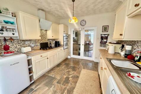 PHOTO-2025-10-20-10-33-40 (2).jpg