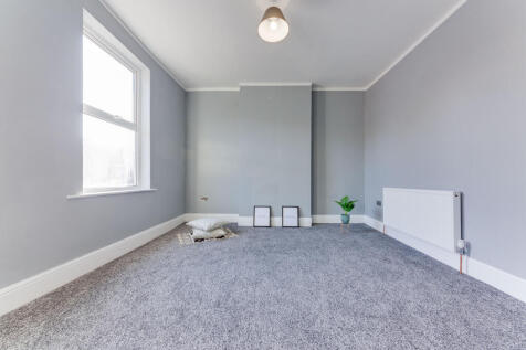 Bedroom 1.5 T202505231648.jpg