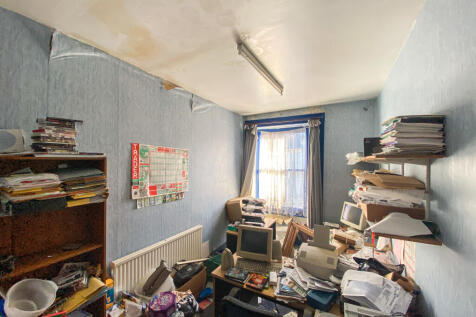 23-09-2025  21-14-22 IMG 4250 1  1 Offica A.fExta T202509251520.jpg