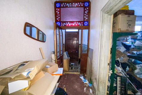 23-09-2025  21-14-25 IMG 4262 1  Entrance.sQ1FP T202509251520.jpg