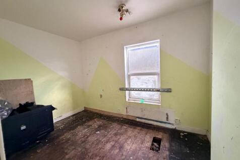 WhatsApp Image 2025-10-02 At 13.55.00  6  T202510031412.jpeg