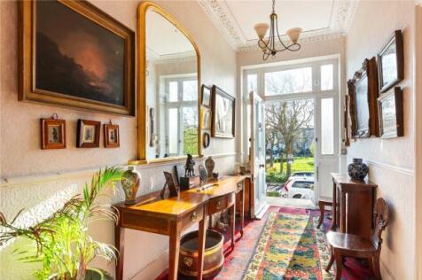 6 Royal Terrace