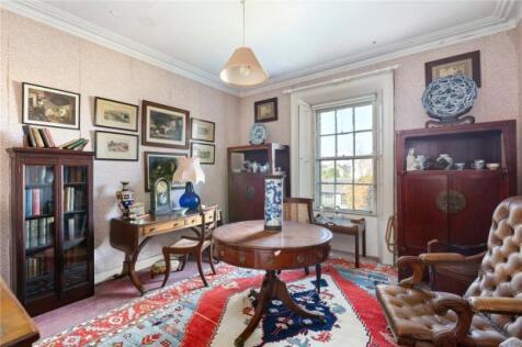 6 Royal Terrace
