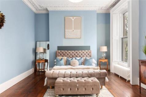 7 Raglan Road