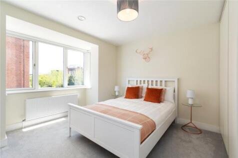 50 Larkfield Heath