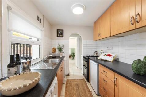 14 St Anne&#39;s Rd