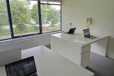 B8 Conway House