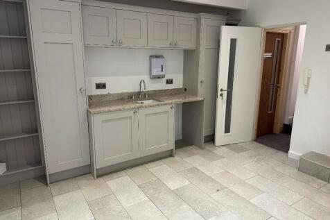 GF middle suite