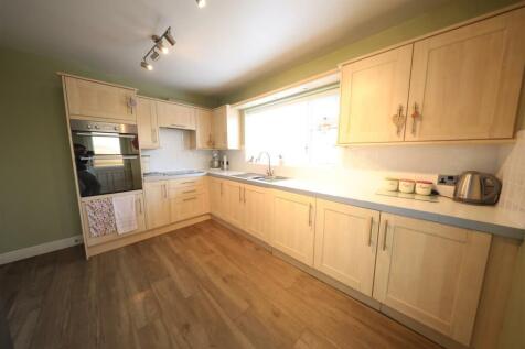 17 Grizedale - Kitchen.jpg