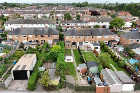 garden (drone shot)