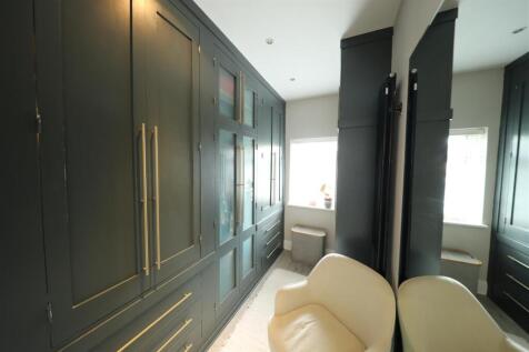 dressing room/bedroom three