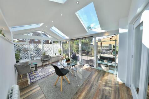 Garden room