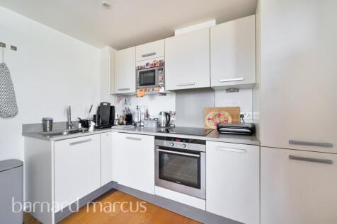 Living Room/ Kitchen