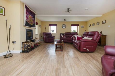 Bramleys Estate Agents - Chapel Street - Golcar - 