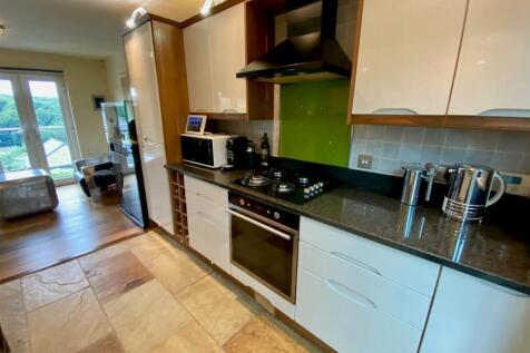 kitchen 1.jpg