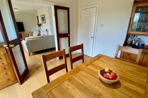dining room 1.jpg