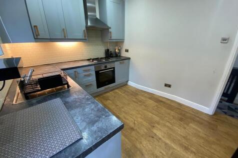 kitchen new 1.jpg