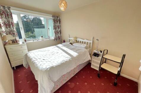 Bramleys Estate Agents - Copley Avenue - Meltham (