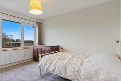 4 Far Field Ave, Hepworth 29_297.jpg