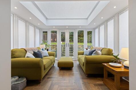 20 The Ghyll, Fixby 17_297.jpg