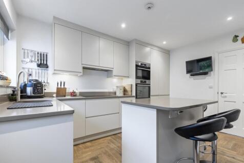 20 The Ghyll, Fixby 22_297.jpg
