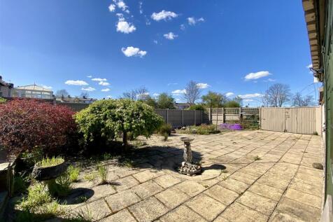 Garden 2.jpg