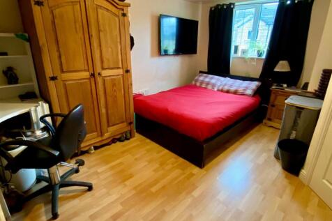 bed 1.jpg