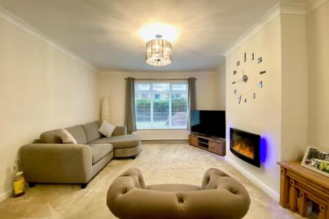 lounge3.jpg