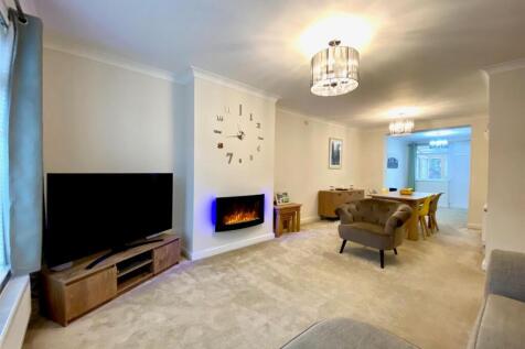 lounge 2.jpg