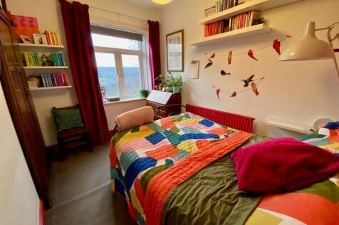 bedroom.jpg