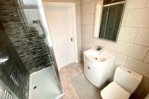 shower room1.jpg