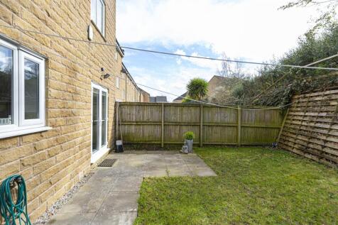 Bramleys Estate Agents - Annie Smith Way - Birkby 