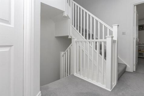Bramleys Estate Agents - Annie Smith Way - Birkby 